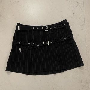 PLEATED MINI SKIRT